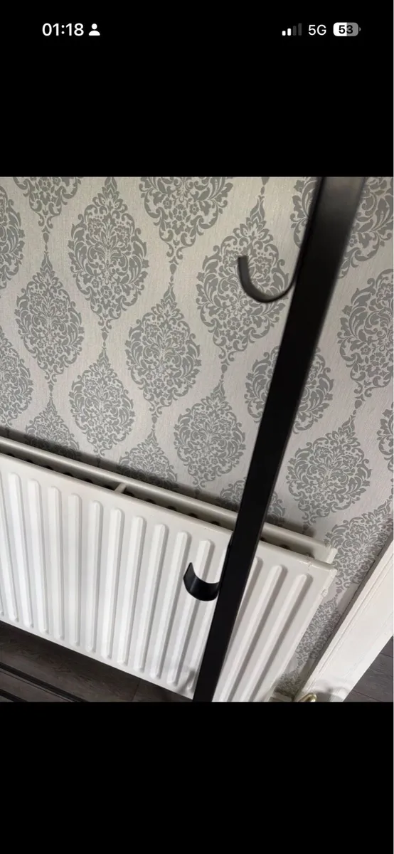 Clothes rail - Image 2