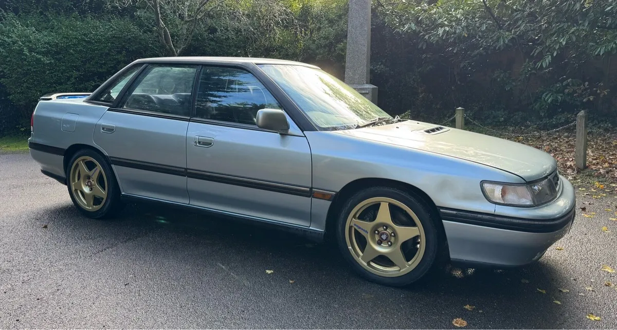 Subaru Legacy RS - Image 1