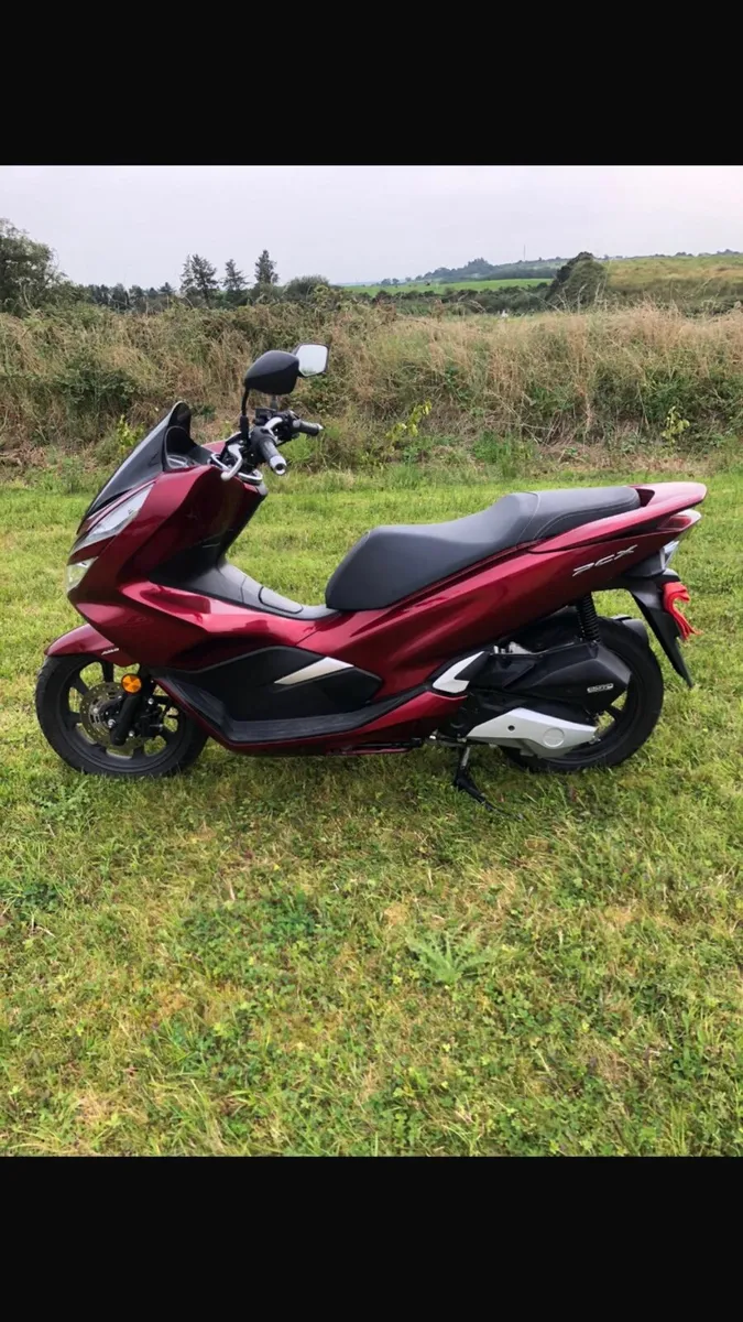 Honda pcx 150cc  2019 - Image 3