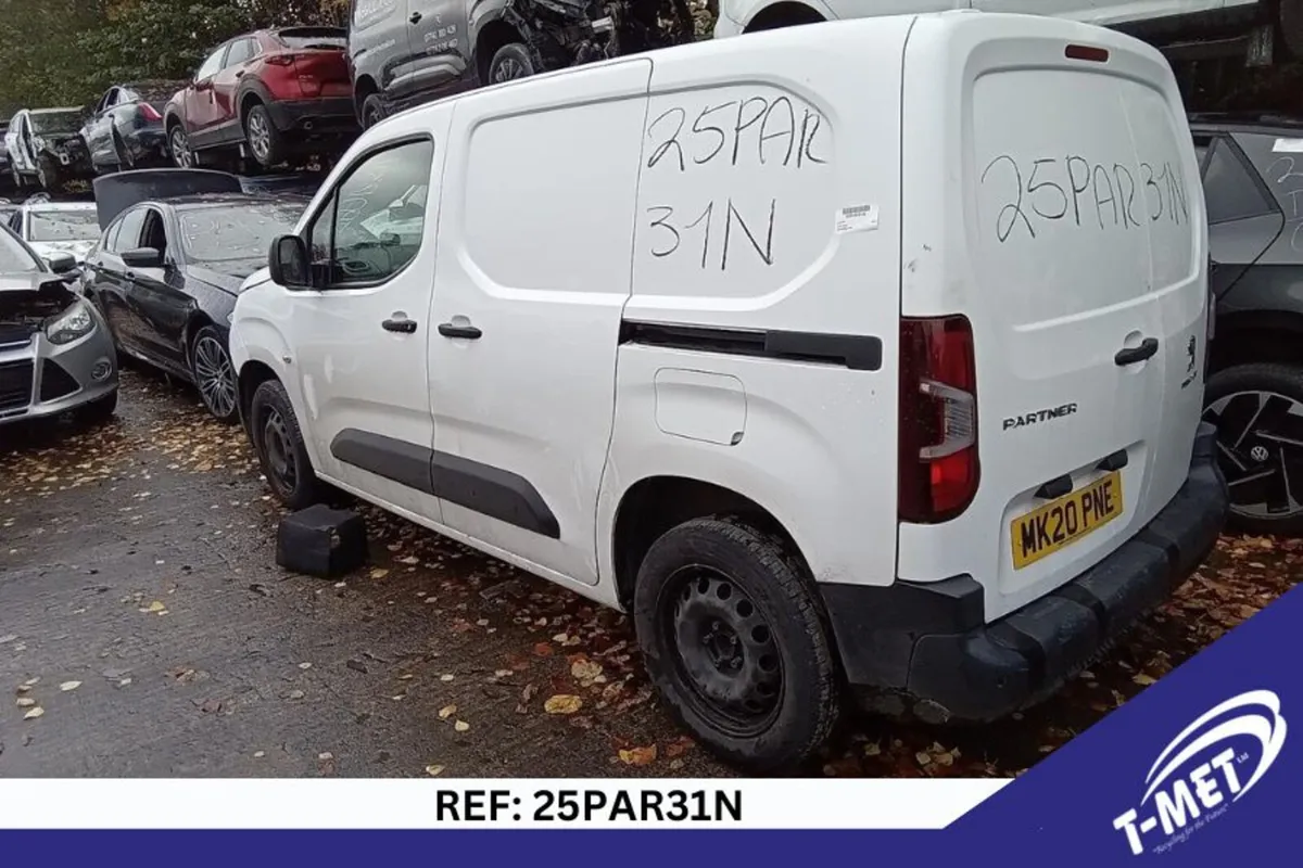 2020 PEUGEOT PARTNER BREAKING FOR PARTS - Image 2