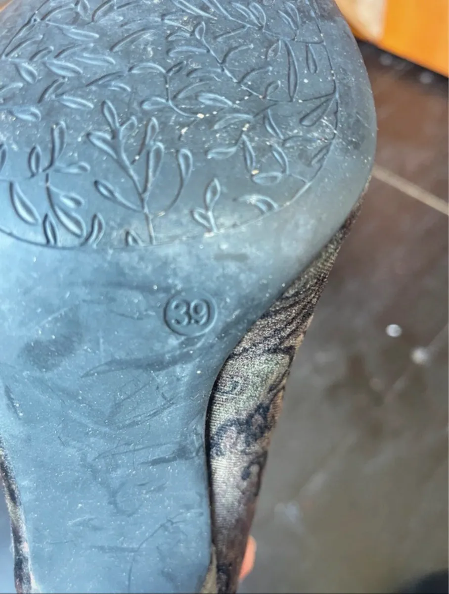 High heels velvet - Image 2