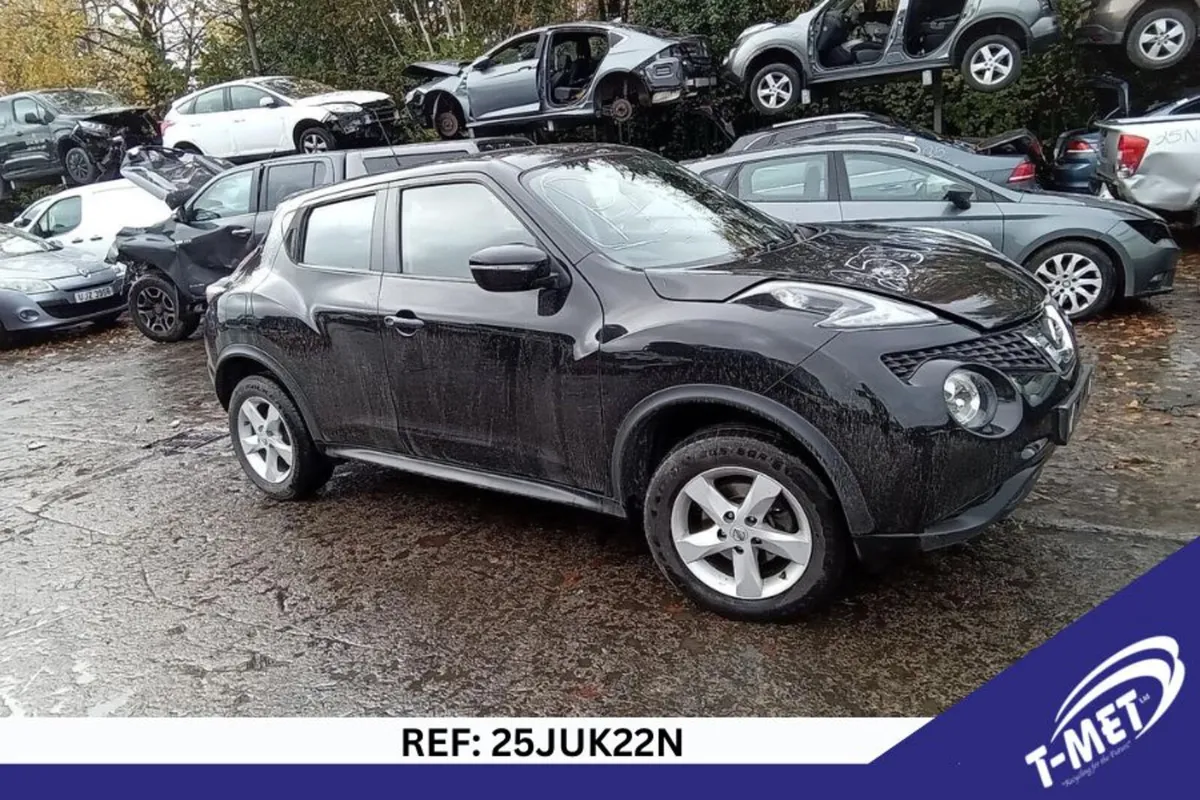 2016 NISSAN JUKE BREAKING FOR PARTS - Image 1