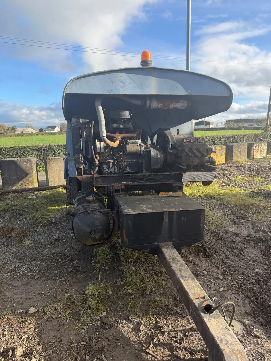 JETTING UNIT TRAILER - Image 2