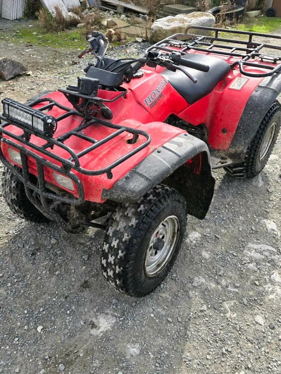 Honda 300. 2 wheeldrive - Image 1