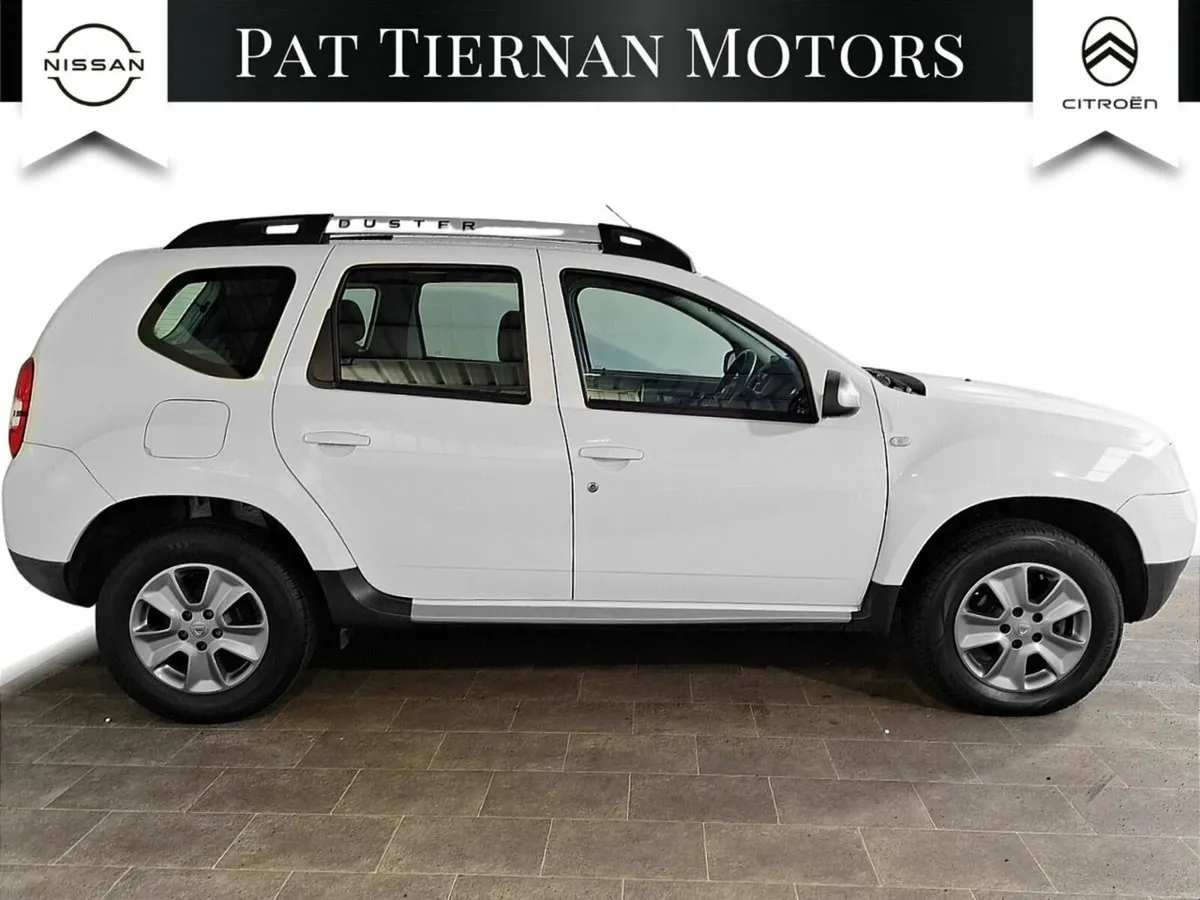 Dacia Duster **SOLD**1.5 dCi 110 SIGNATURE - Image 3