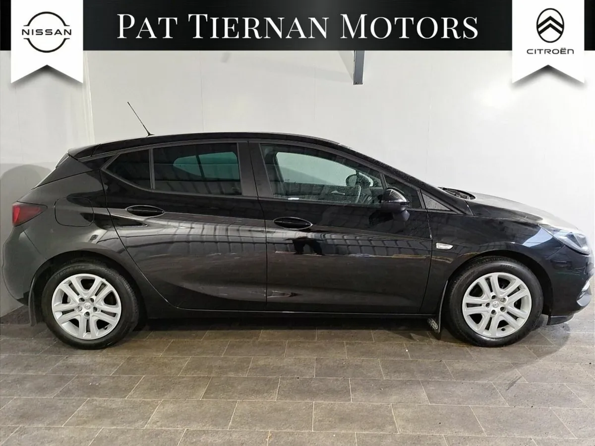 Opel Astra 1.2 Turbo 110PS 6 Speed SC - Image 3