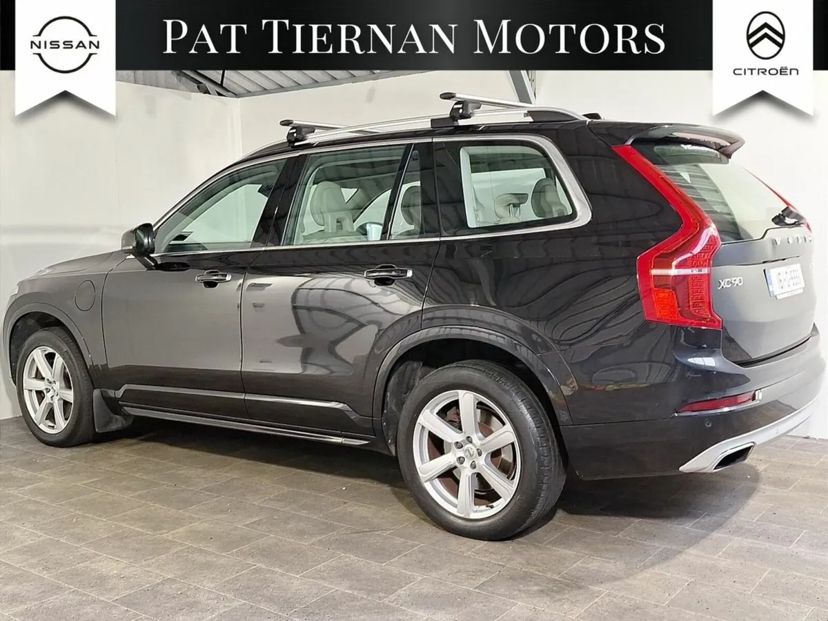 Volvo XC90 2.0 T8 400PS PHEV MOMENTUM - Image 2
