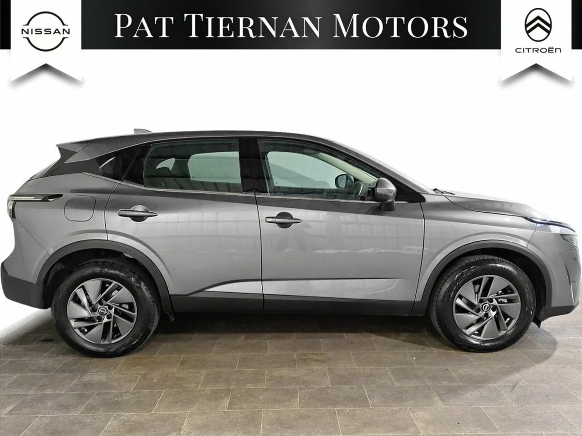 Nissan Qashqai 1.3 PET MILD HYBRID SV - Image 3