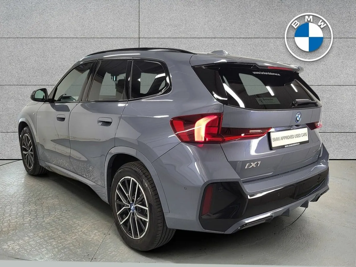 BMW iX1 eDrive20 M Sport - Image 3