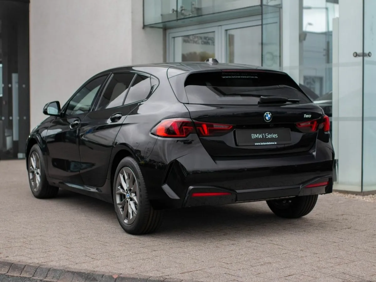 BMW 1-Series 120 - Image 2
