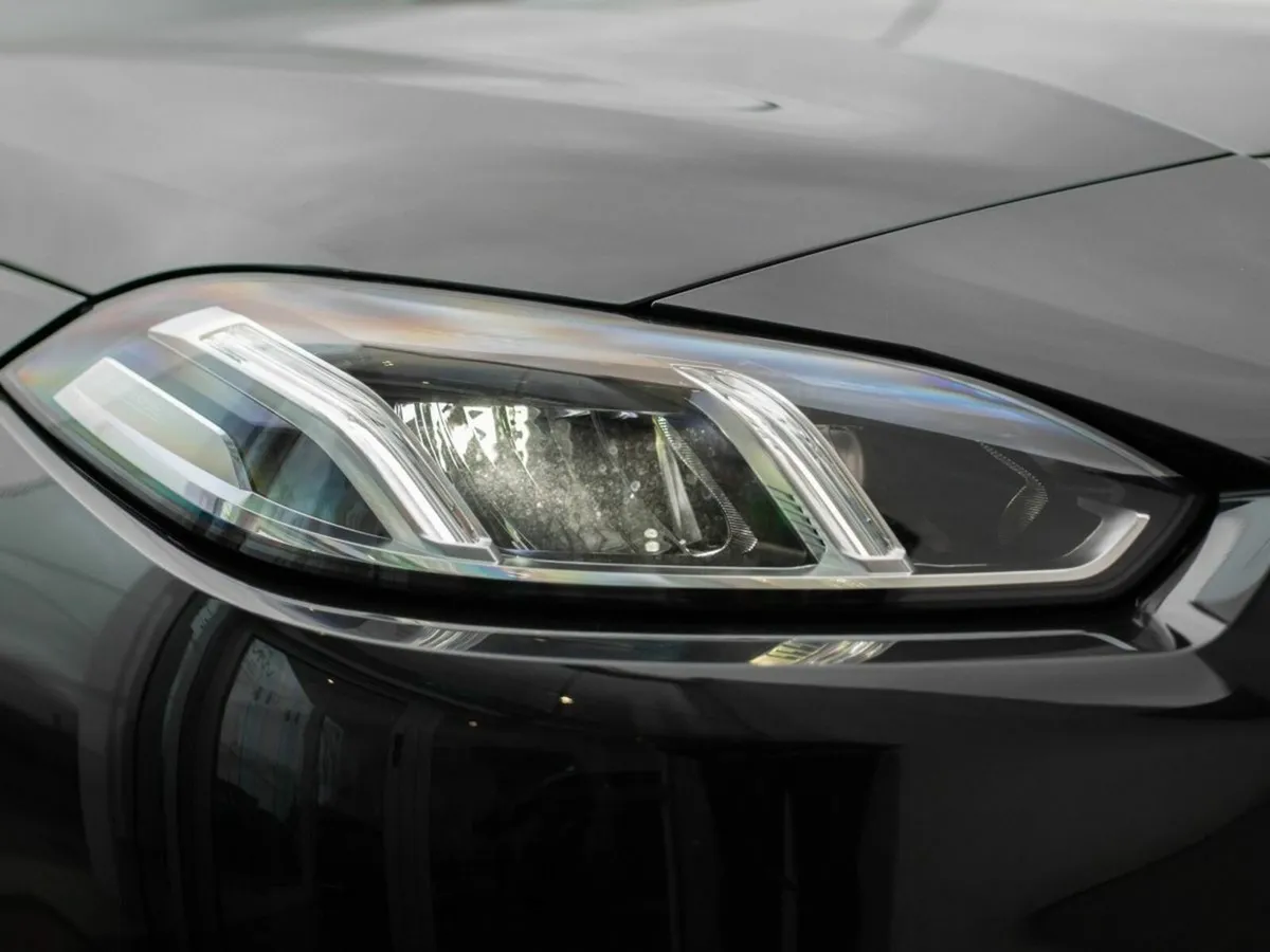 BMW 1-Series 120 - Image 4