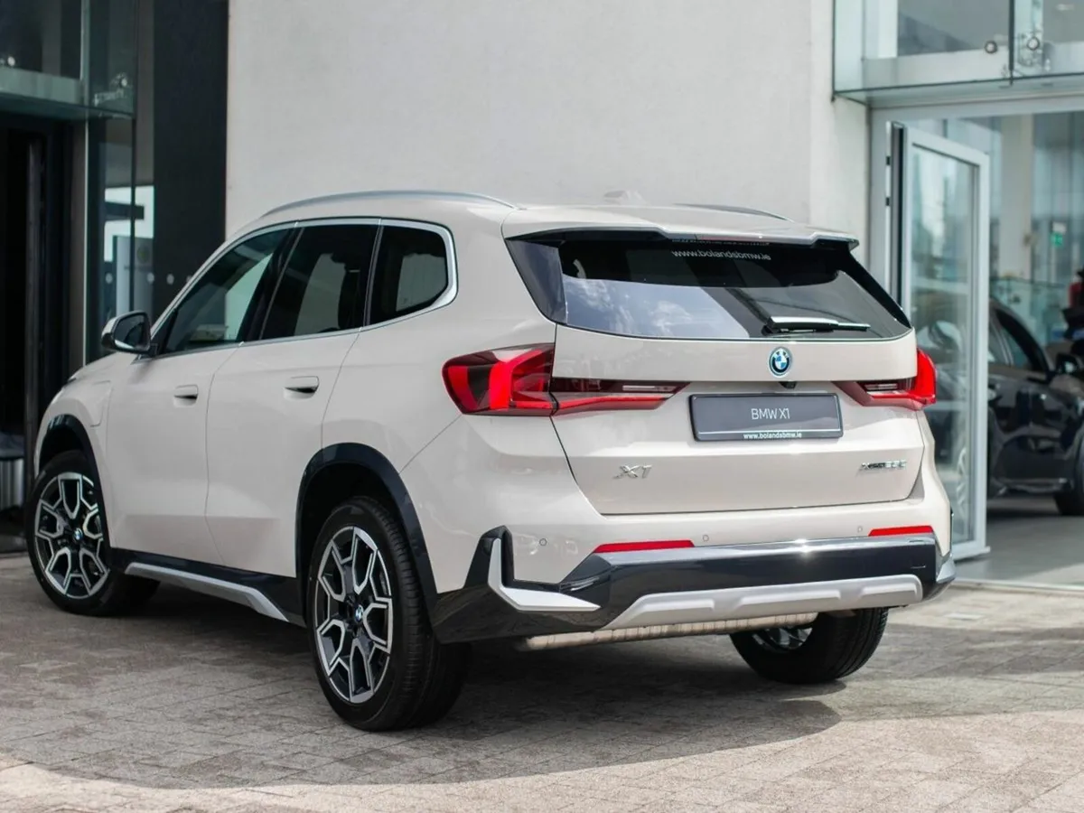 BMW X1 xDrive25e xLine - Image 2
