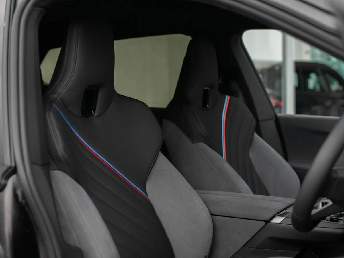 BMW iX xDrive45 - Image 4