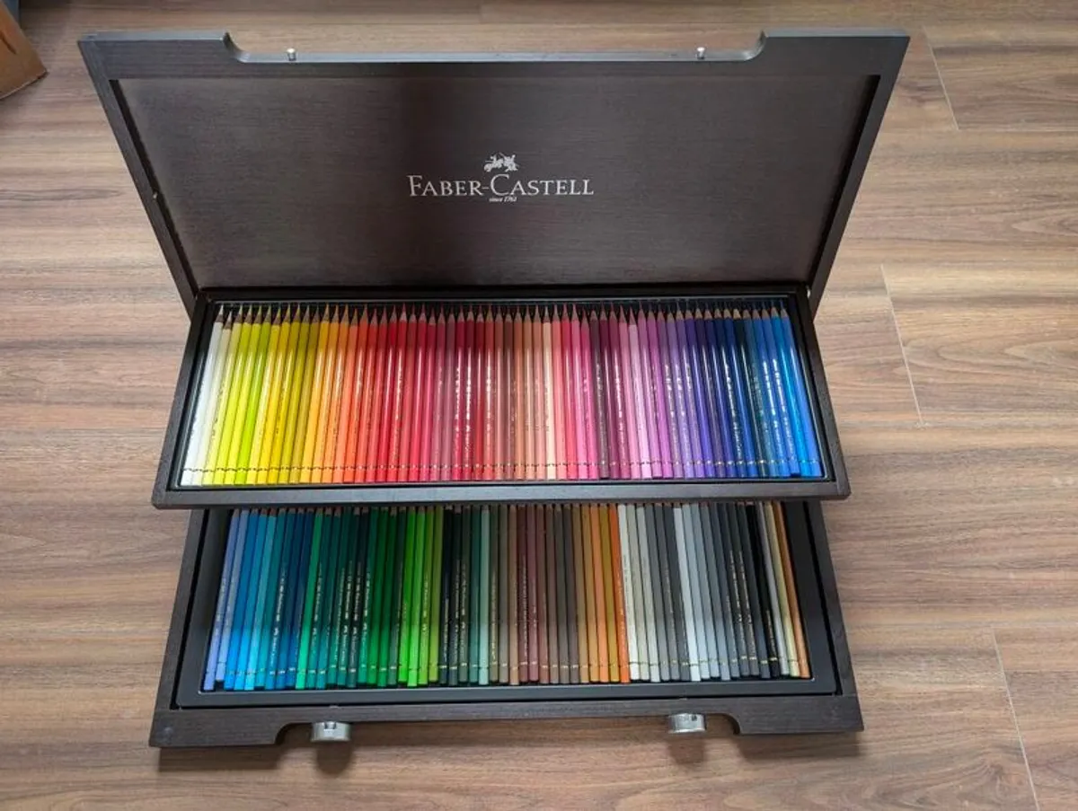 Faber-Castell Artists Fine Pencil Set in Case - Image 1