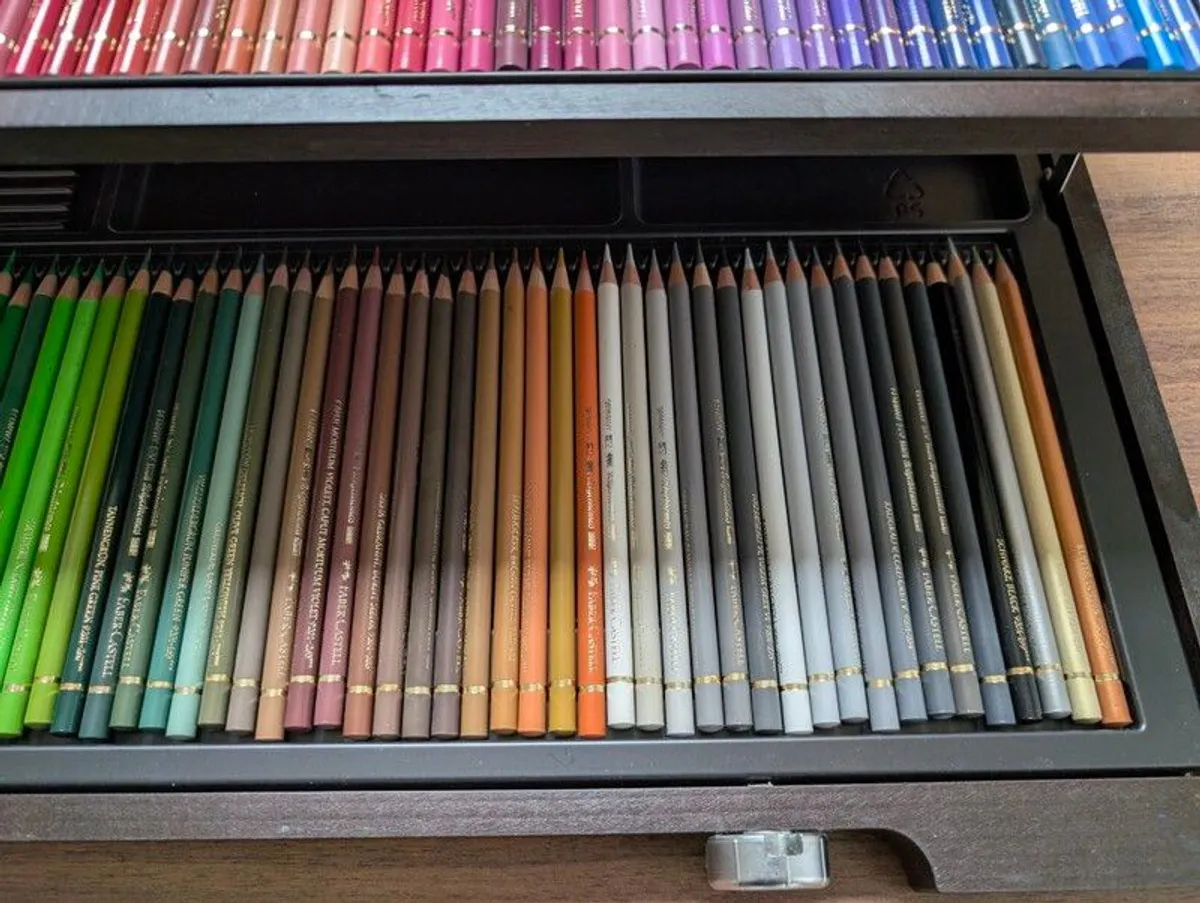 Faber-Castell Artists Fine Pencil Set in Case - Image 3