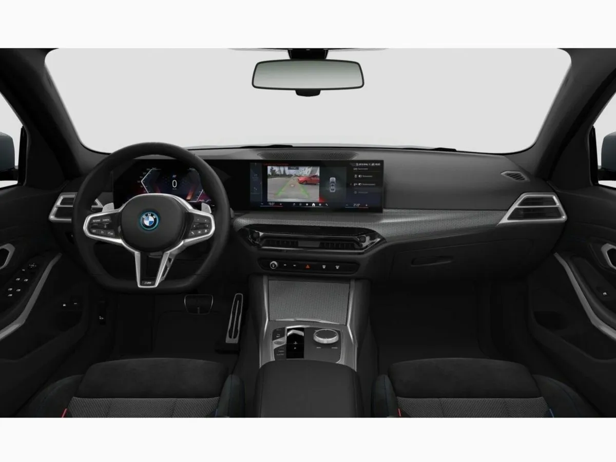BMW 3-Series G20 330e M Sport Saloon - Image 3