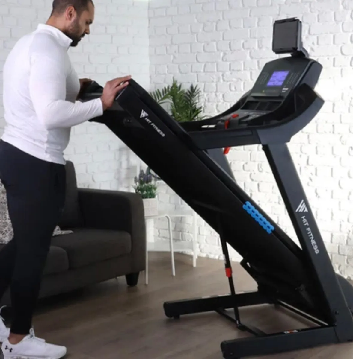 Hit Fitness H5 Treadmill + Protective Floor Mat – - Image 4