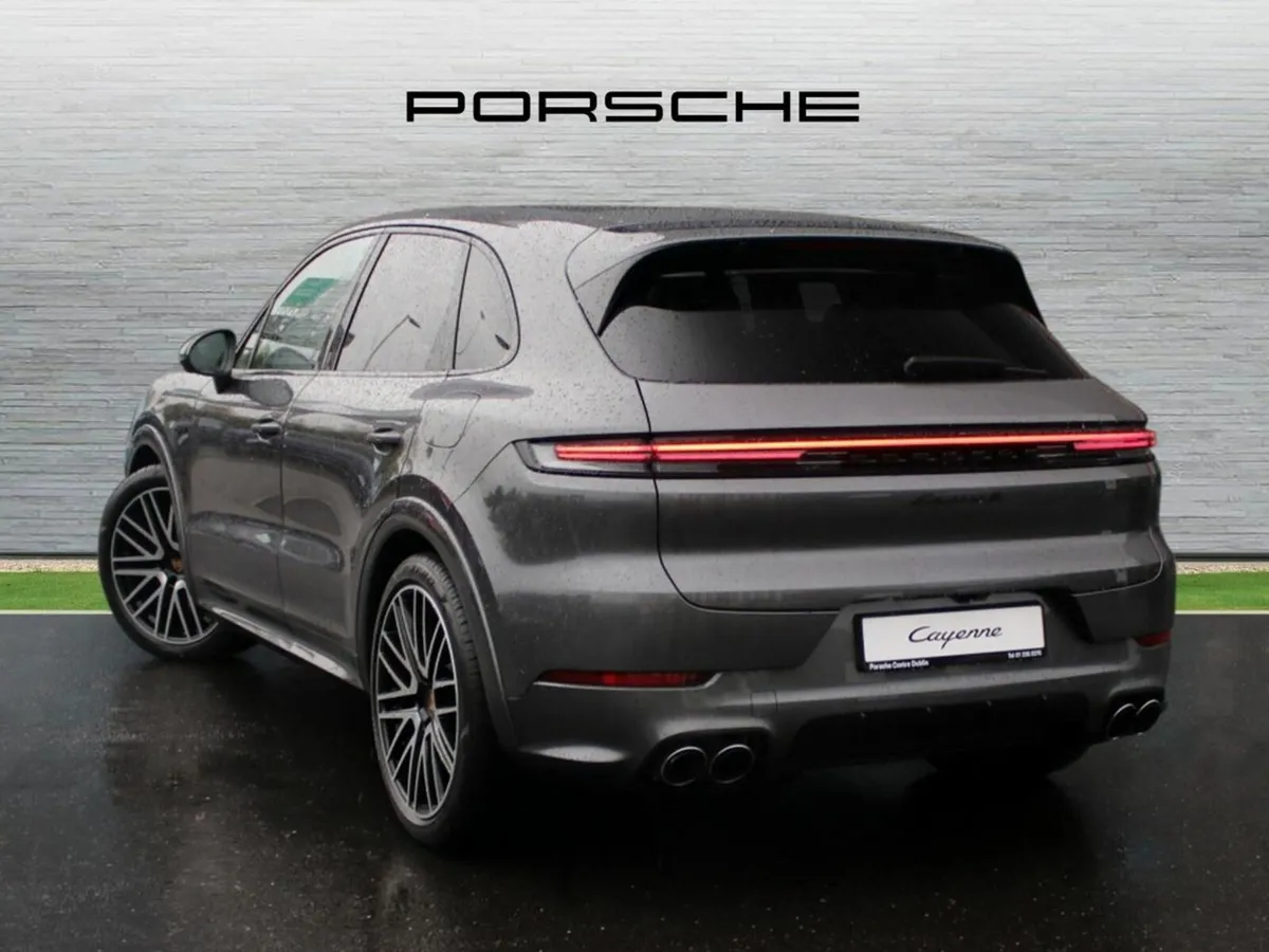 Porsche Cayenne E-Hybrid S - Image 3