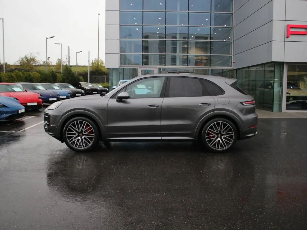Porsche Cayenne E-Hybrid S - Image 4
