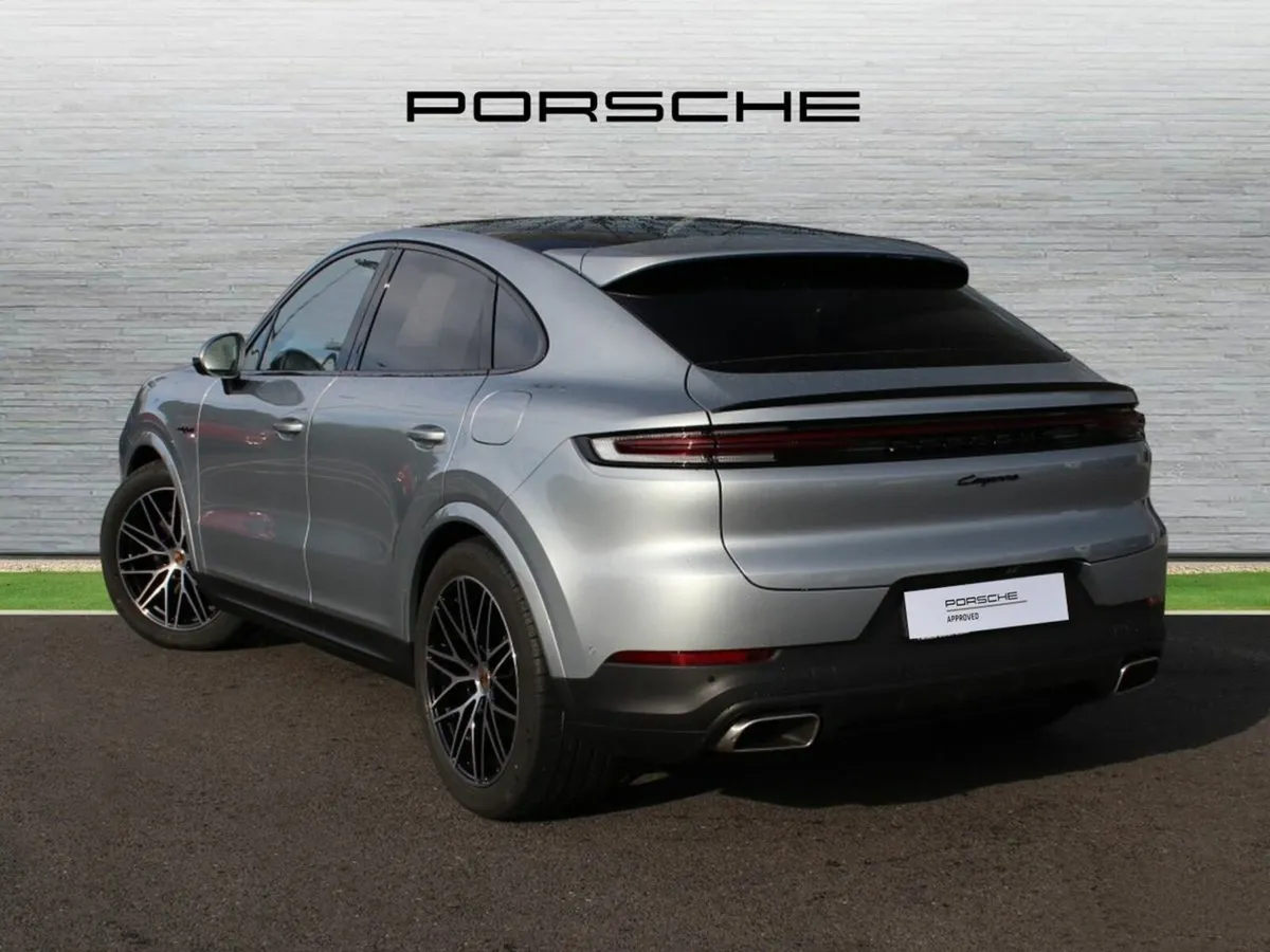 Porsche Cayenne e-Hybrid - Image 3