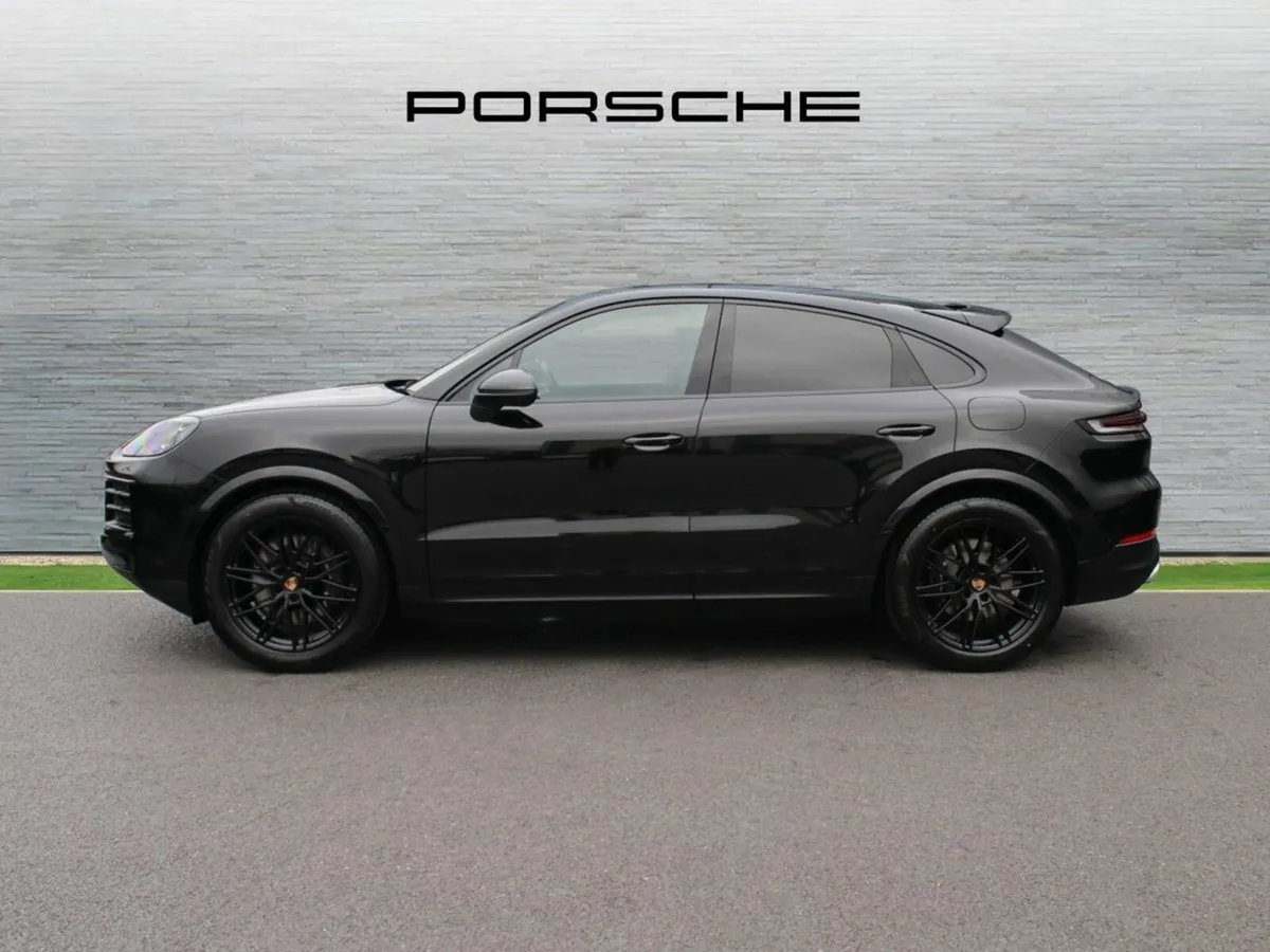 Porsche Cayenne E-Hybrid Coupe - Image 3