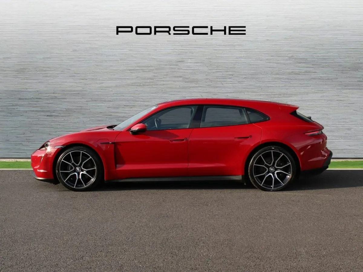 Porsche Taycan Taycan Sport Turismo - Image 3