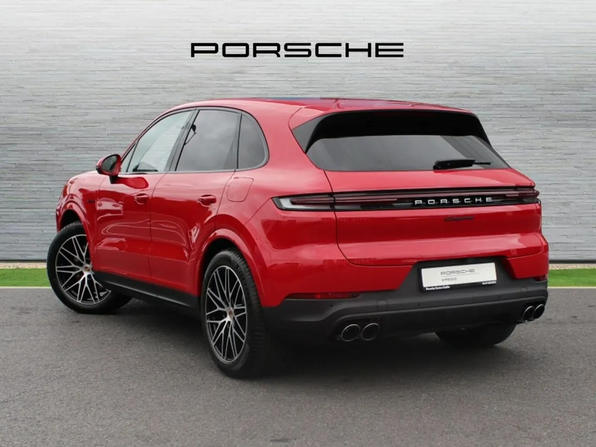 Porsche Cayenne E-Hybrid - Image 3