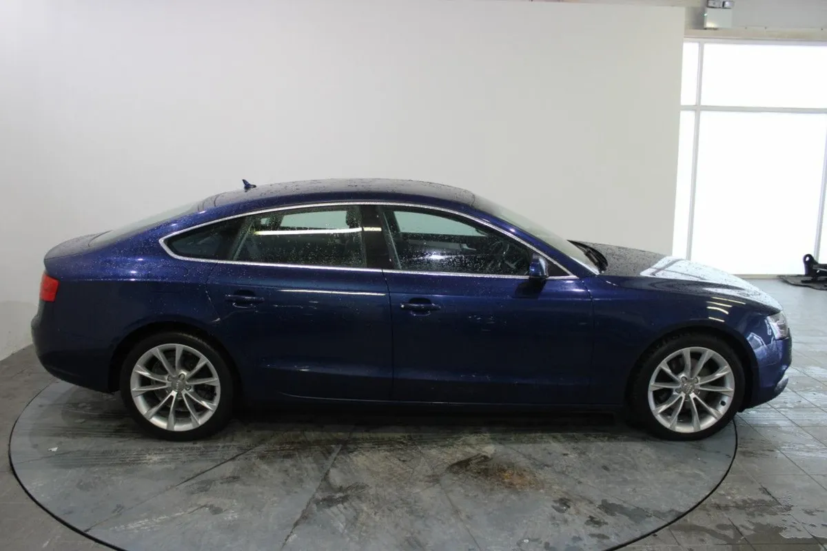 Audi A5 SB 2.0 TDI 150 Multi SE 4DR - Image 3