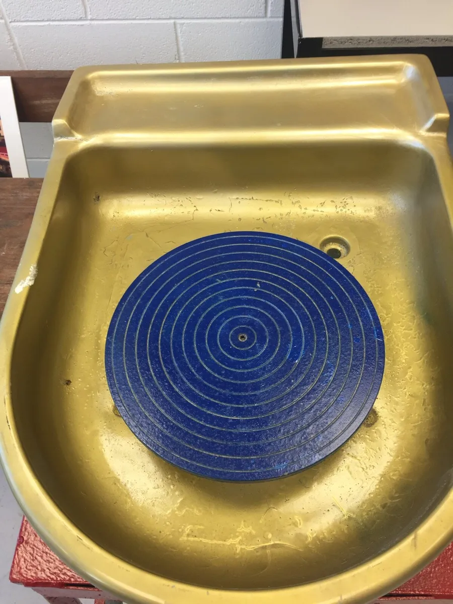 Potters kickwheel - Image 3