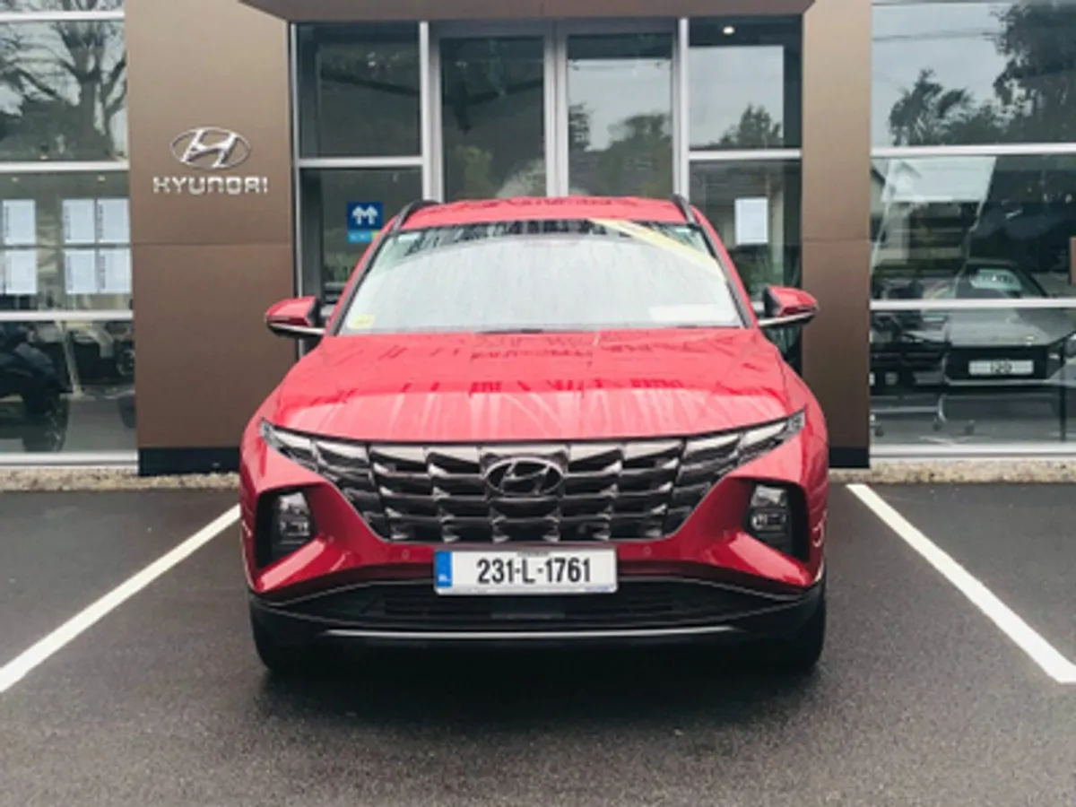 Hyundai Tucson Executive Plus 1.6 Diesel - Image 3