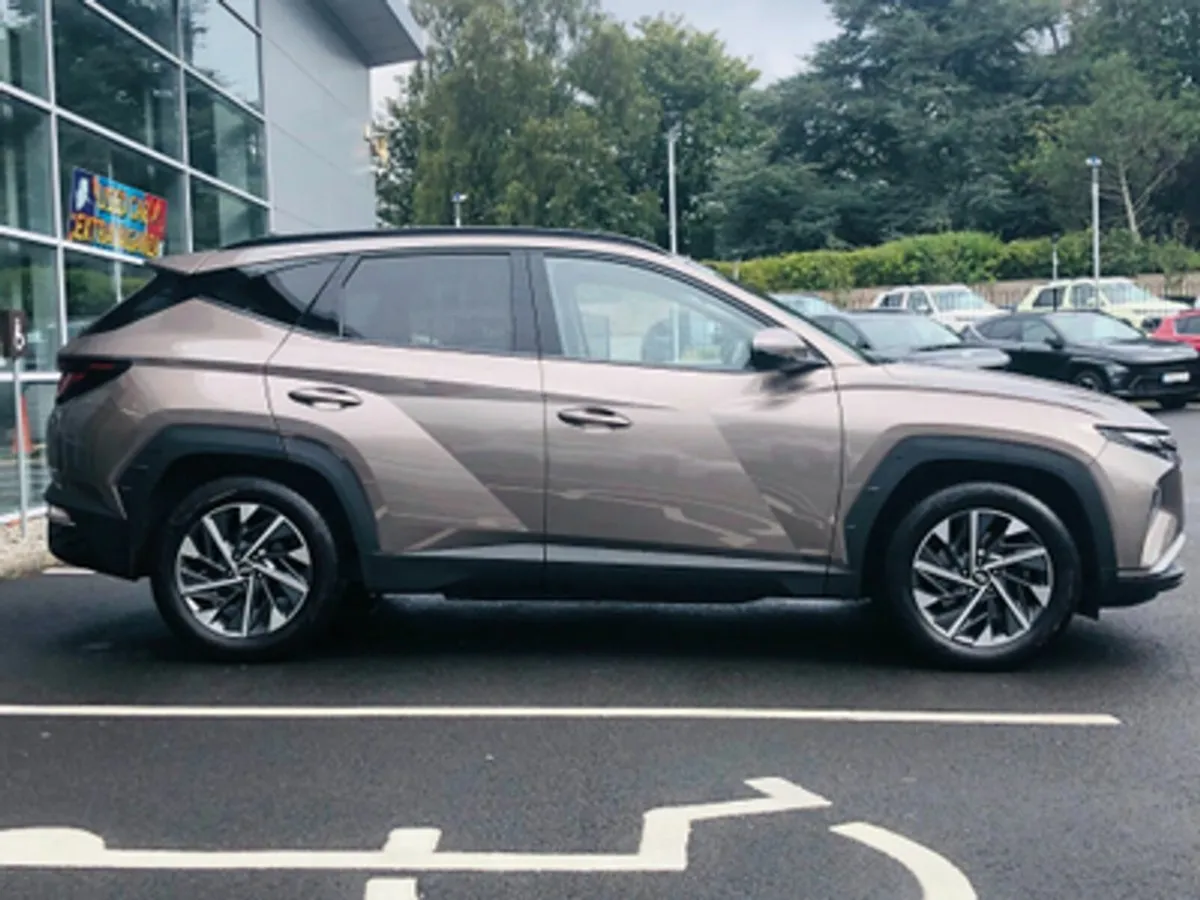 Hyundai Tucson Executive 1.6 Diesel - Image 4
