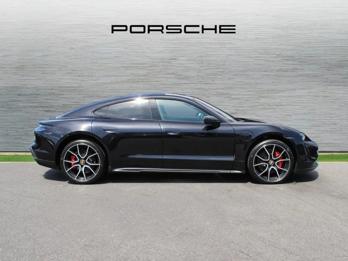Porsche Taycan 4S - Image 4