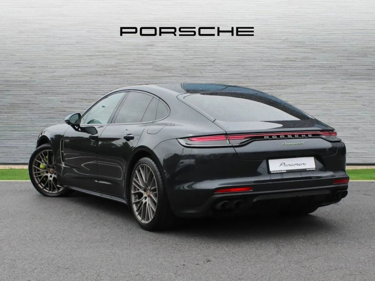 Porsche Panamera 4 E-Hybrid - Image 3