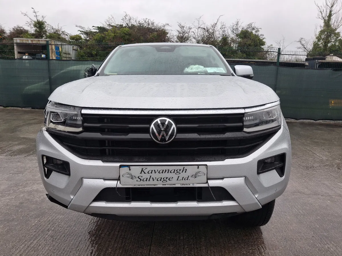 241 Volkswagen Amarok Automatic - Image 3
