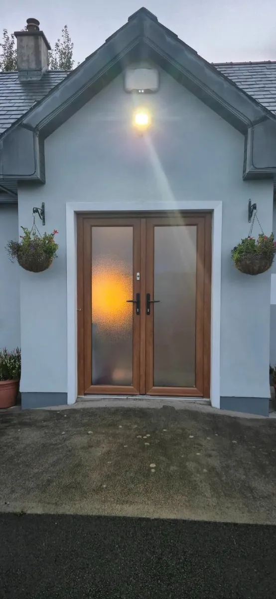 PVC DOUBLE DOOR - Image 1