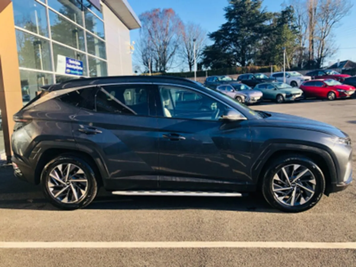 Hyundai Tucson Executive Plus 1.6 Diesel - Image 4