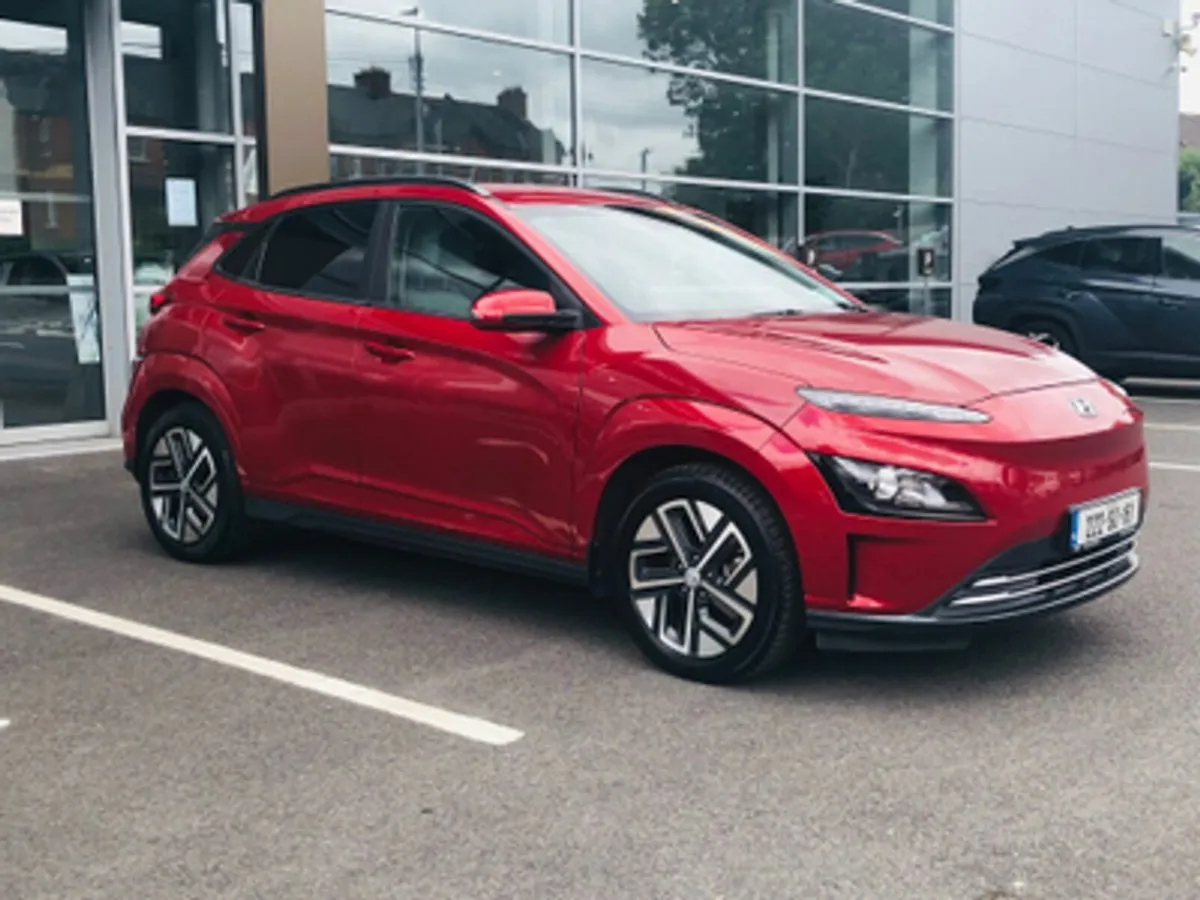 Hyundai KONA EV Premium 64kwh - Image 3