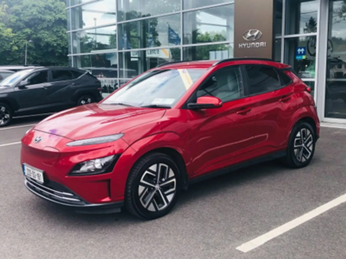 Hyundai KONA EV Premium 64kwh - Image 4