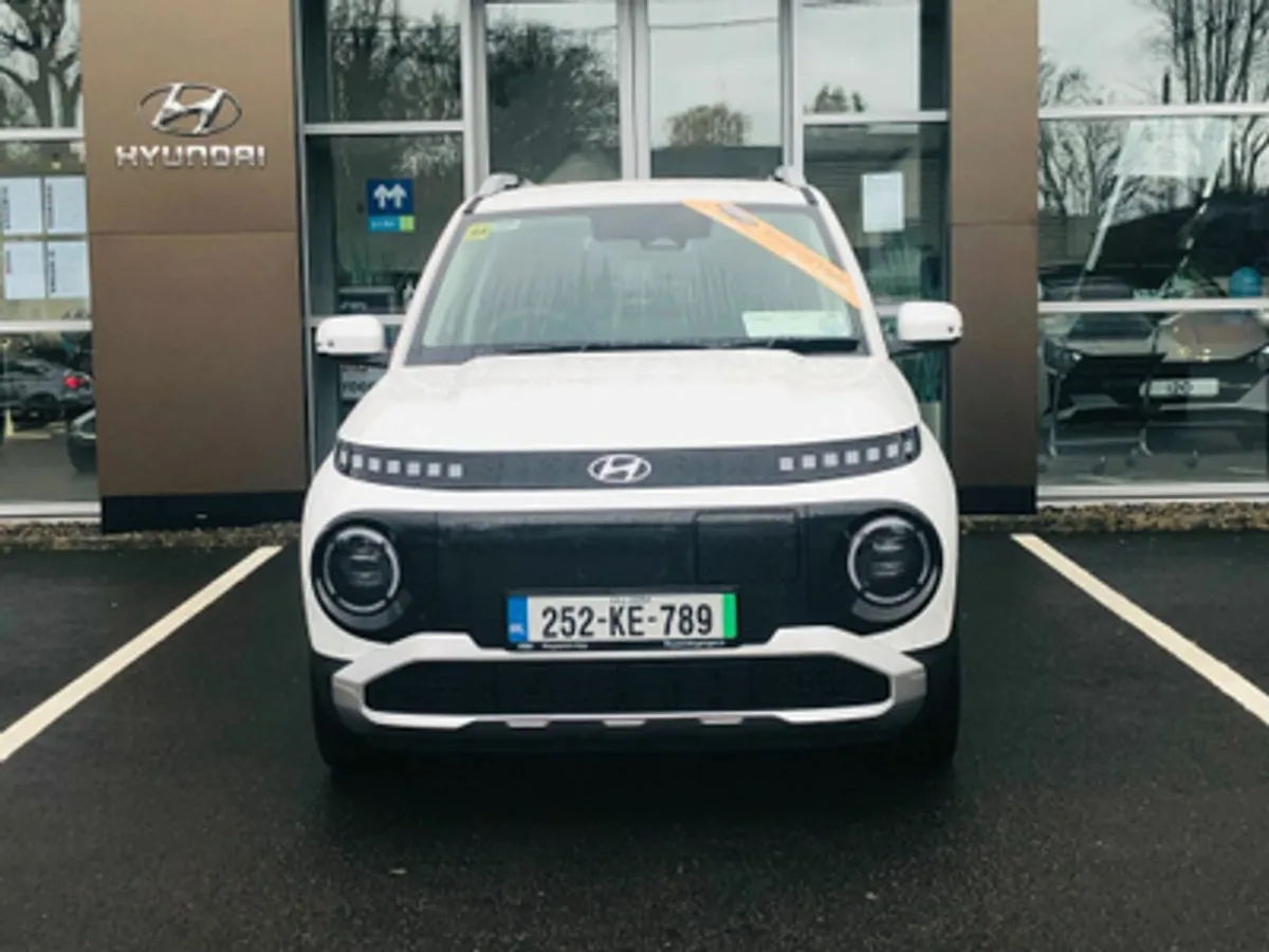 Hyundai INSTER EV Elegance 49Kwh *Demonstrator Mod - Image 2
