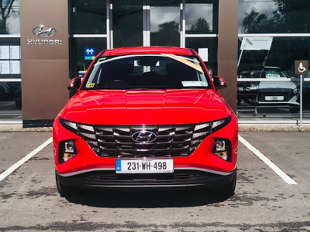 Hyundai Tucson Comfort Plus 1.6 Hybrid Automatic - Image 2