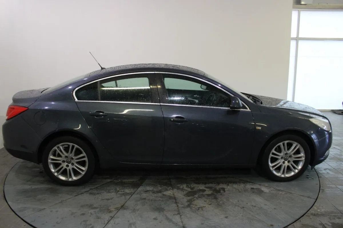 Opel Insignia SC 2.0cdti 130HP - Image 4