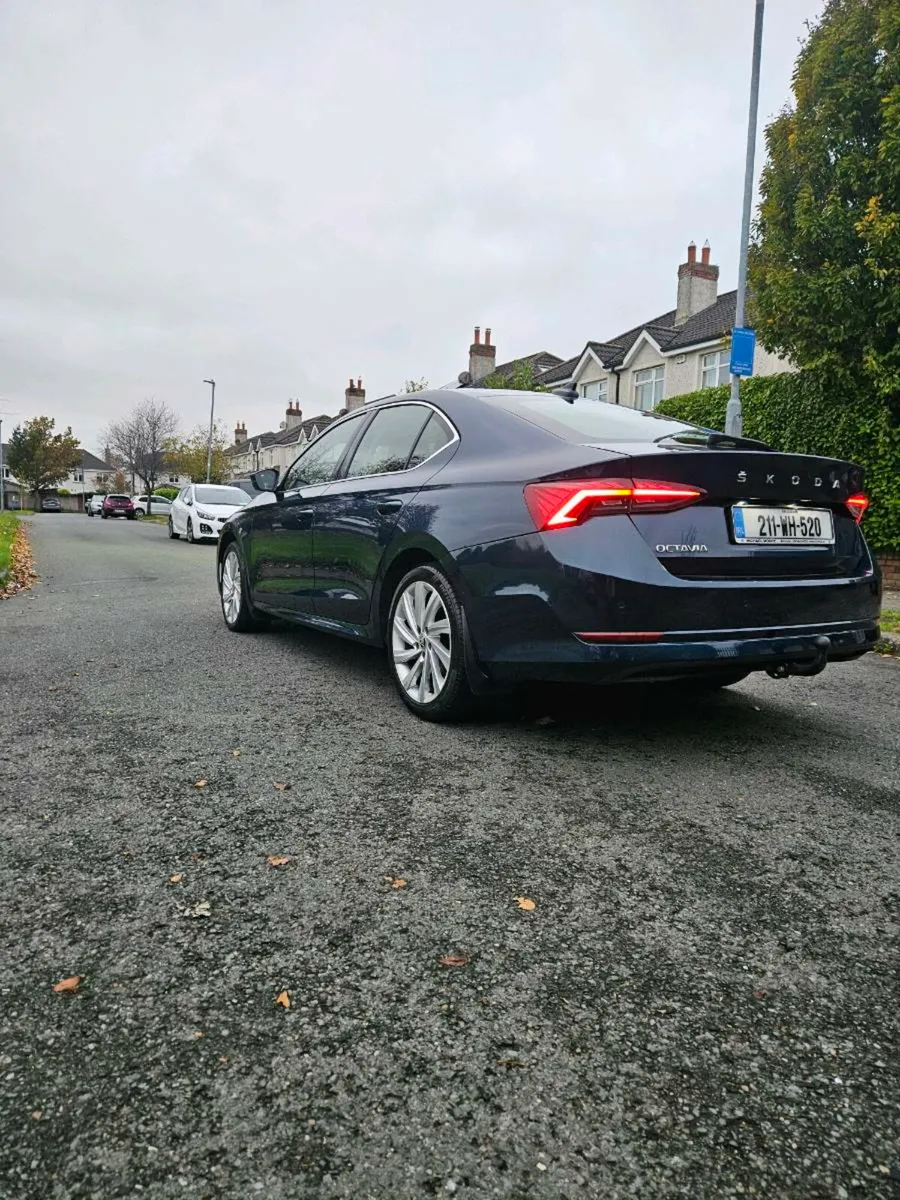 AUTOMATIC 2021 SKODA OCTAVIA 2.0 Diesel - Image 2