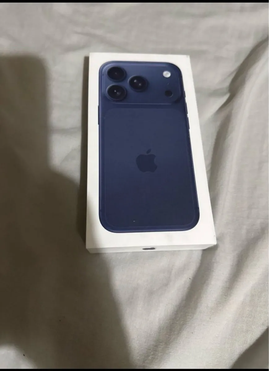 iPhone 17 Pro 256GB - Image 2
