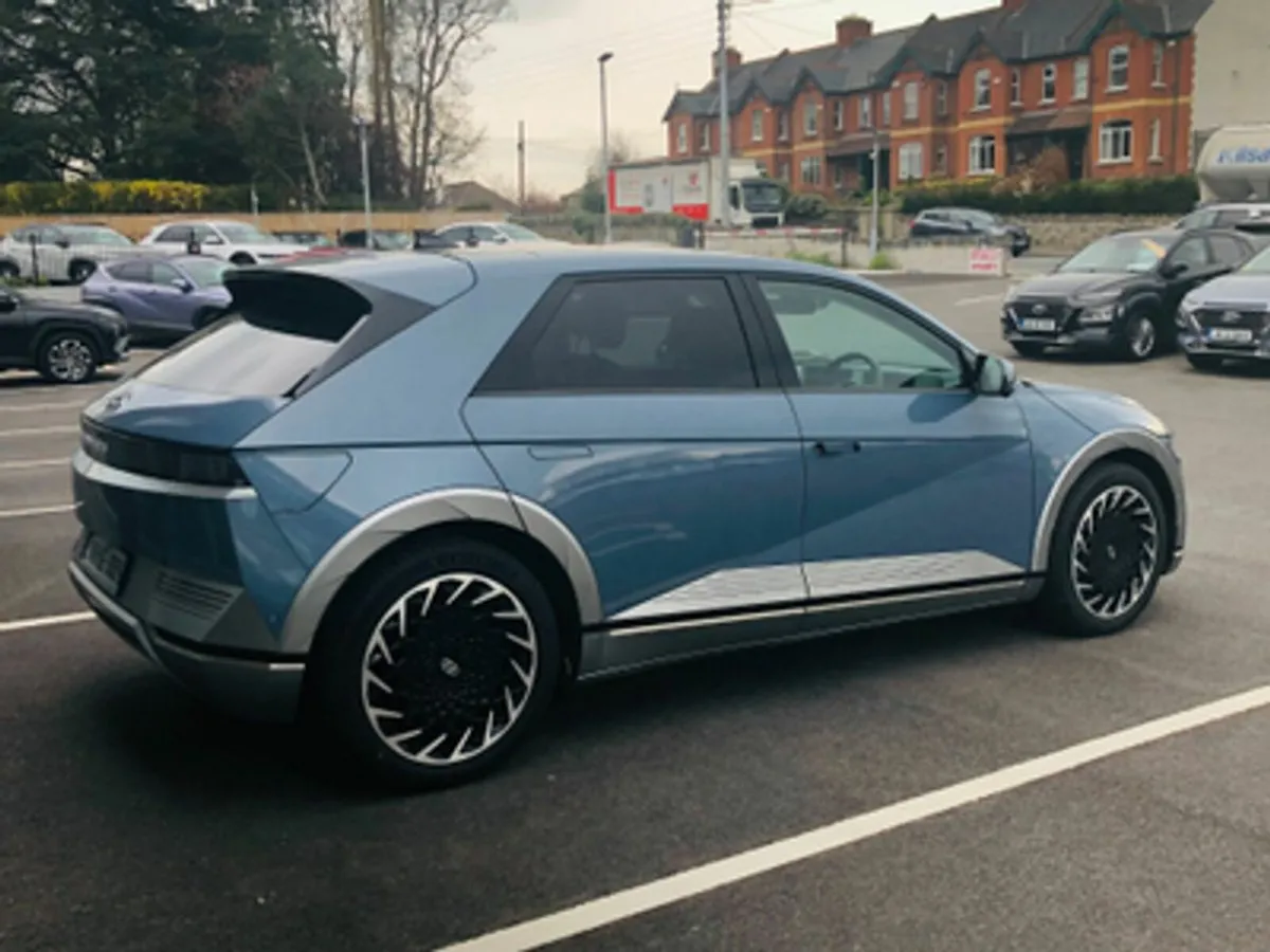 Hyundai IONIQ 5 EV Platinum 77Kwh - Image 4