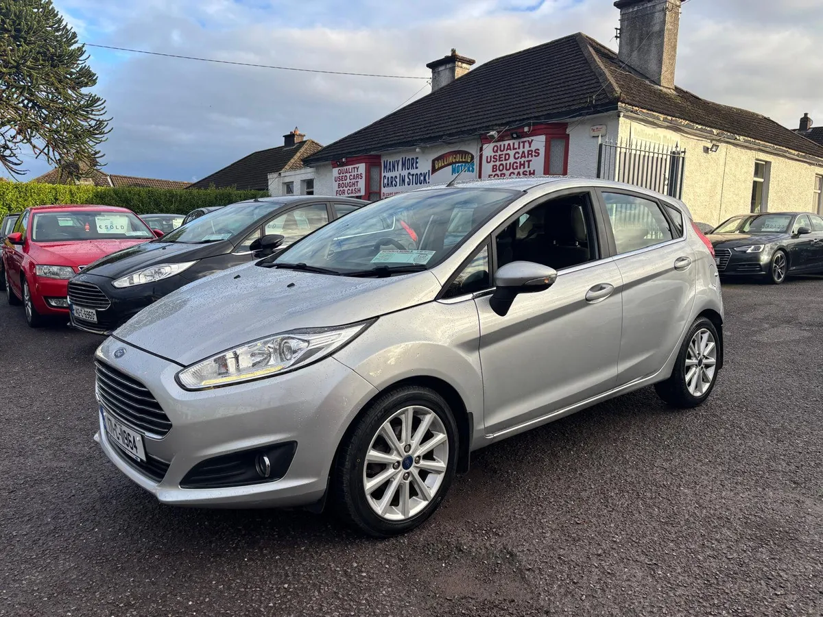 Ford Fiesta 2017 1.25  TITANIUM  ONE  OWNER - Image 1