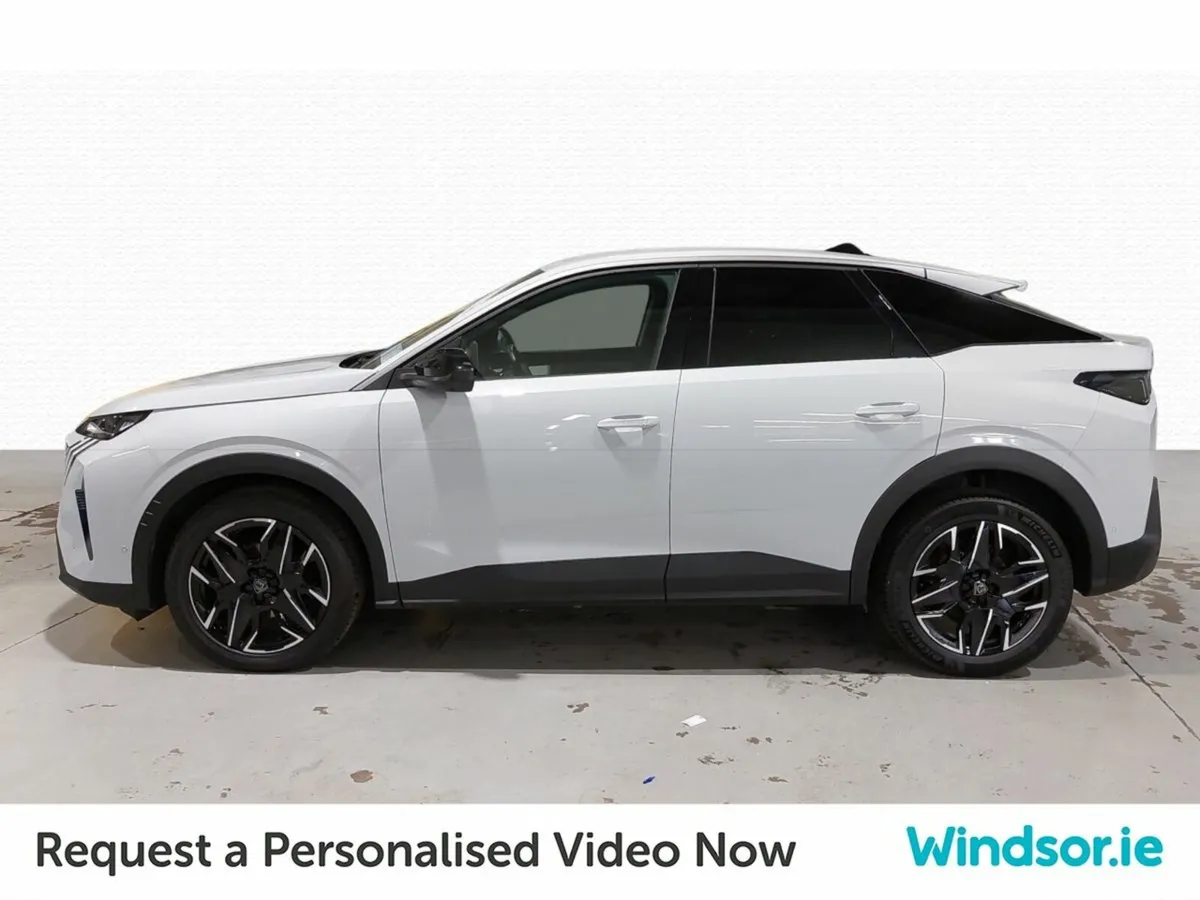 Peugeot 3008 1.2 MHEV PureTech 136bhp eDCS6 Allure - Image 4