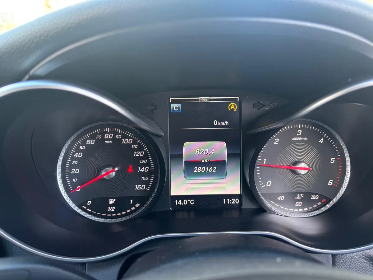 Mercedes-Benz C-Class 2015   DIESEL - Image 4