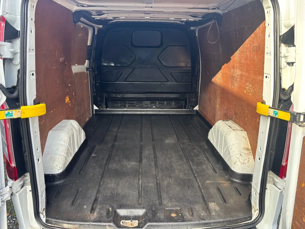 Ford Transit Custom 2019 - Image 2