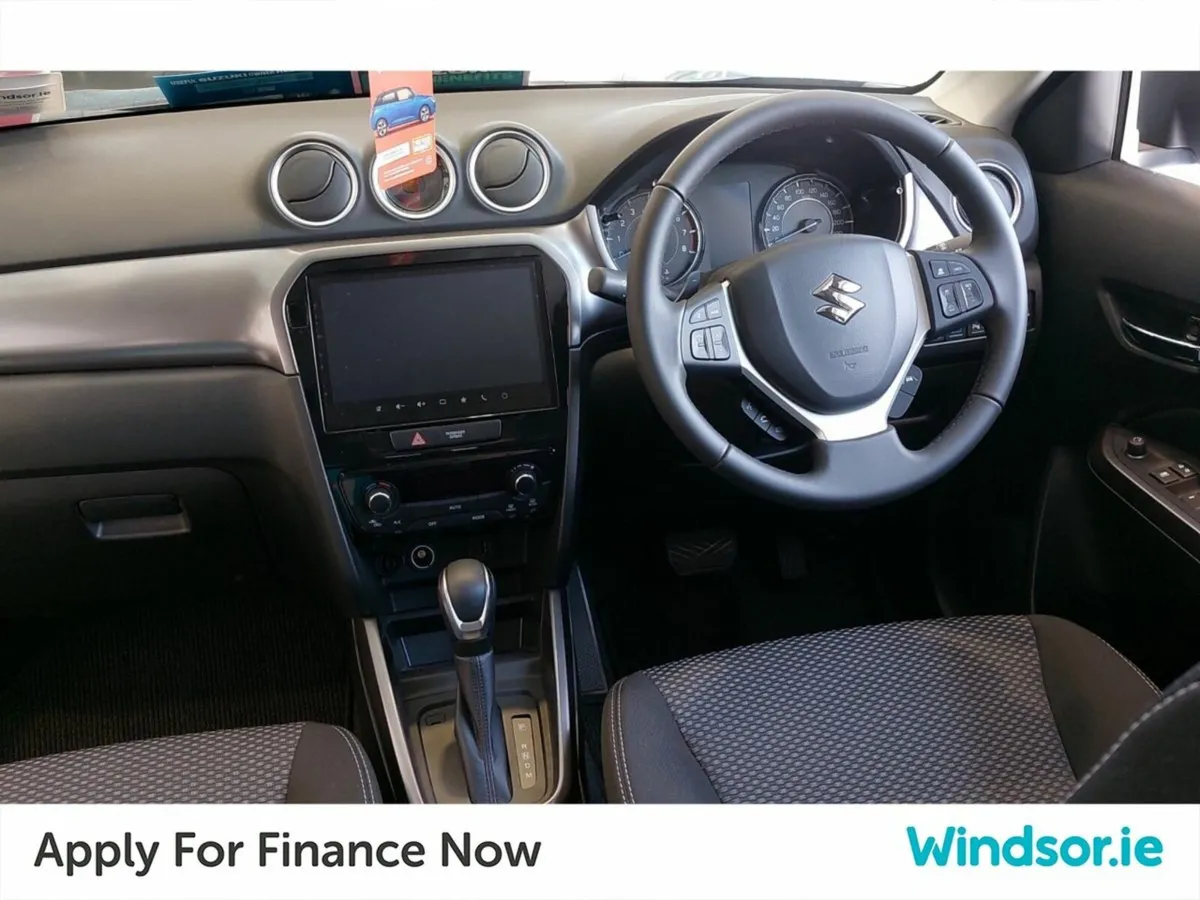 Suzuki Vitara Motion AGS - Image 4