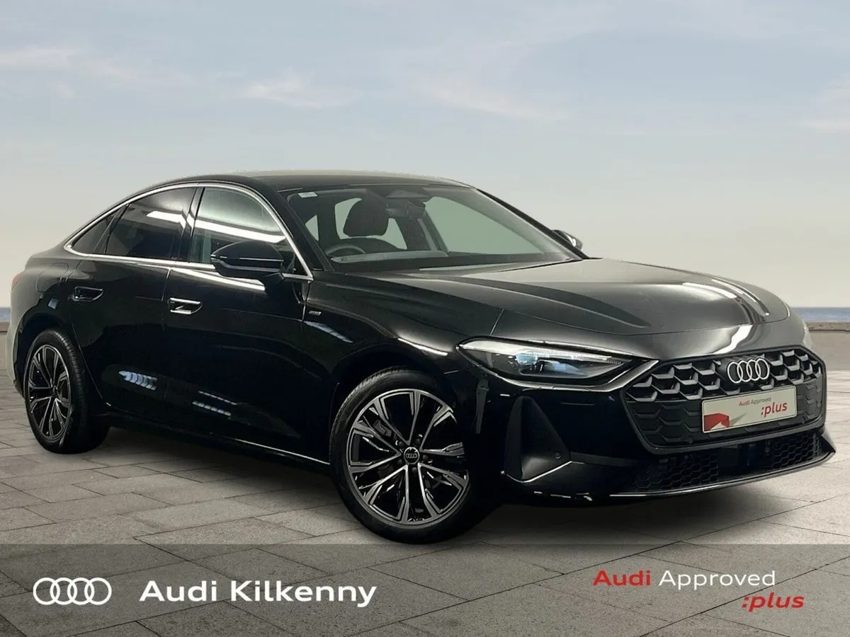 Audi A5 E Hybrid quattro 220 KW SE - Image 1